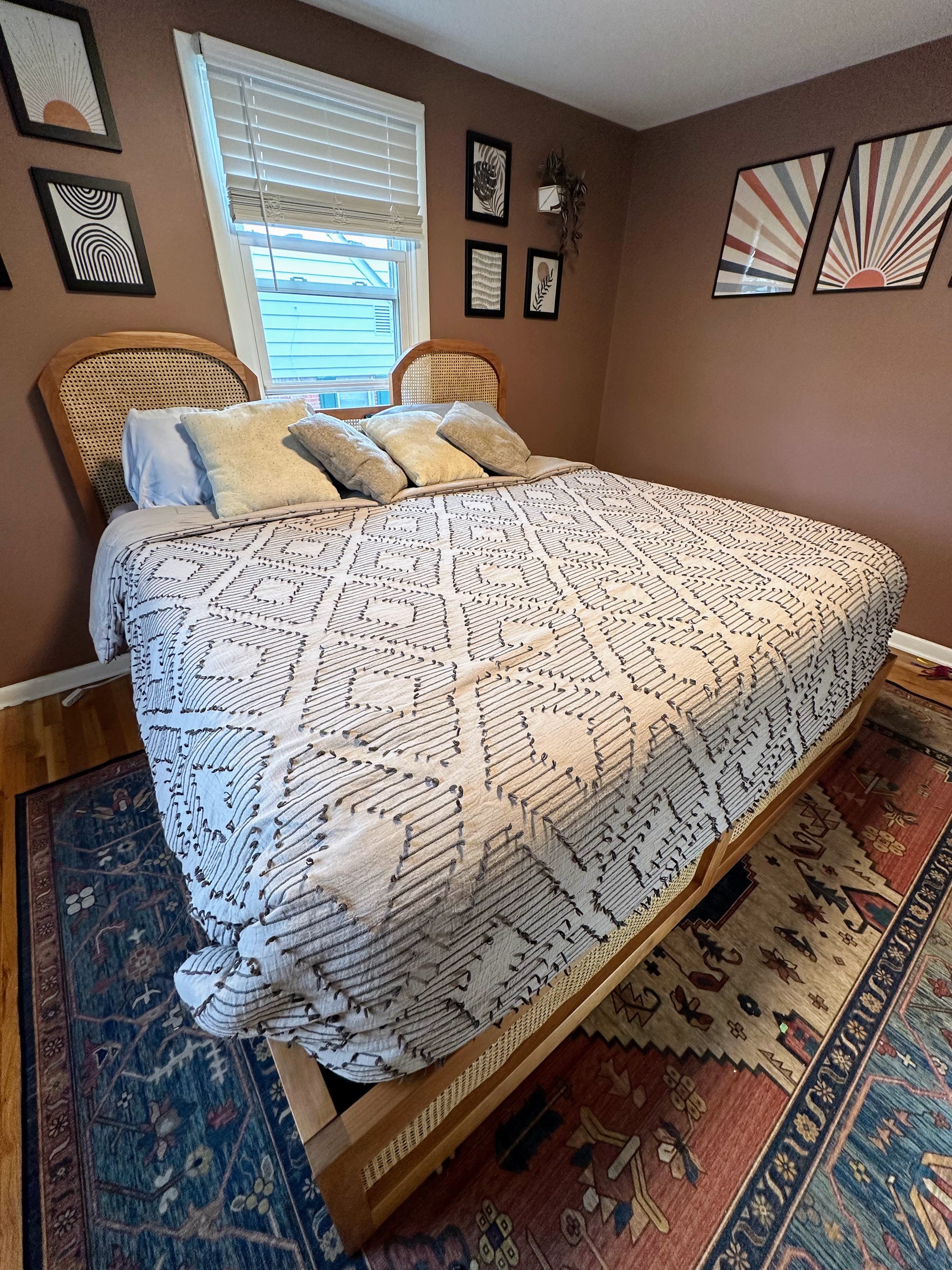 Cherry Bedframe – image 3